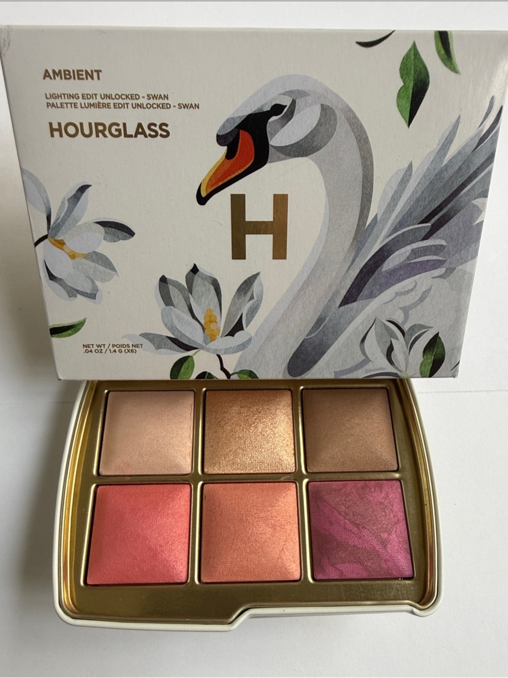 Hourglass Ambient Lighting Edit Palette - SWAN NWT